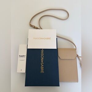 Maison de Sabre The Crossbody Phone Pouch in Saharan Nude and Supple +